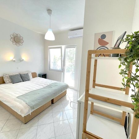 Makedonka Apartments Охрид Екстериор снимка