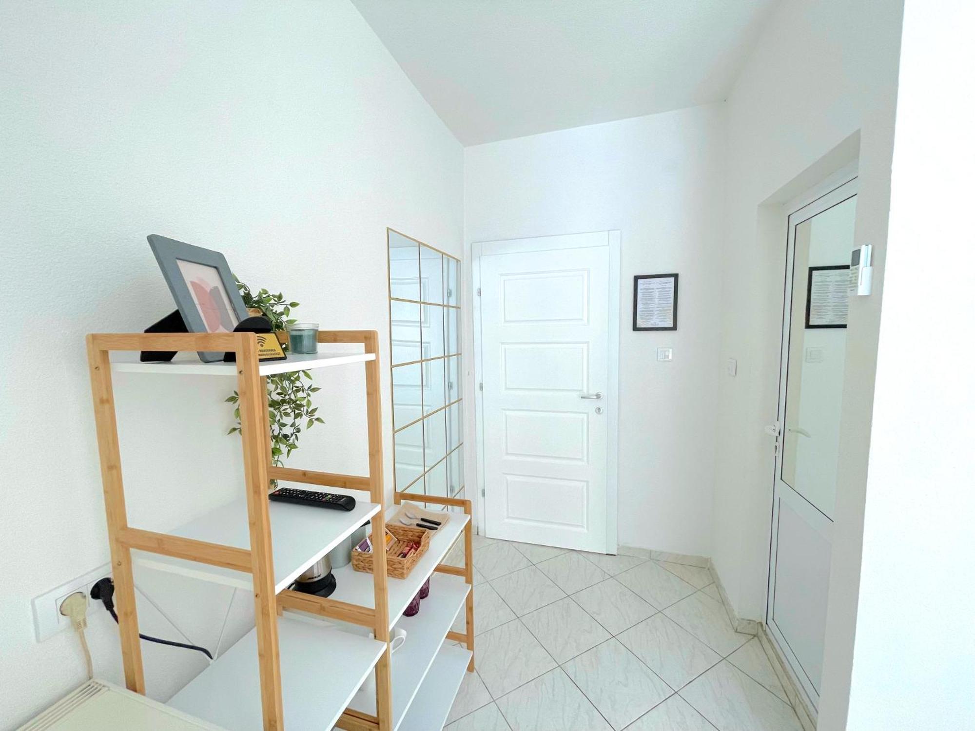 Makedonka Apartments Охрид Екстериор снимка