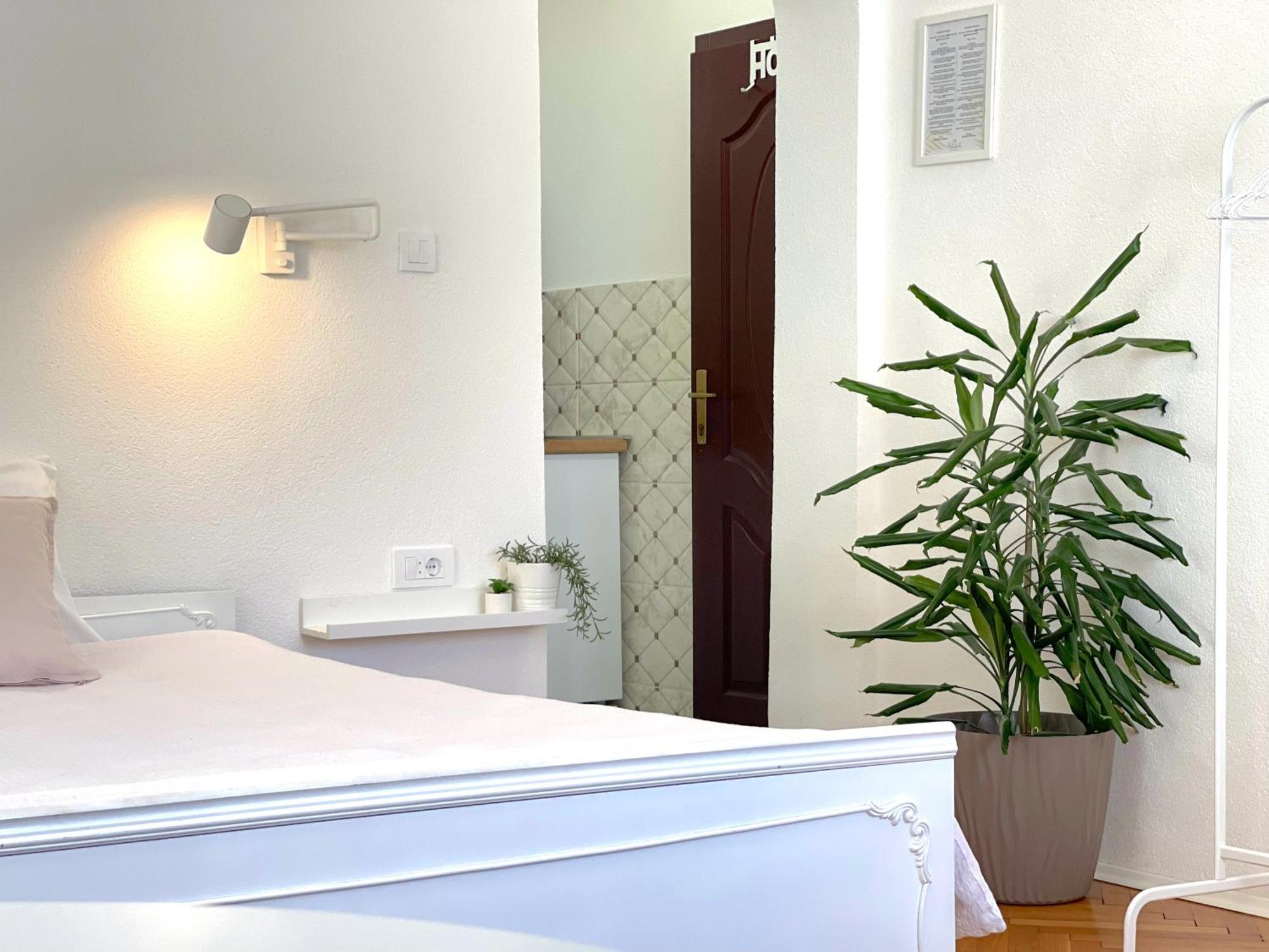 Makedonka Apartments Охрид Екстериор снимка